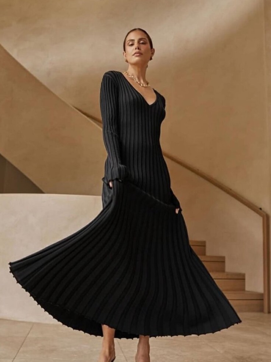 Dissh Reign Maxi In Black Long Sleeve Stretch Ribbed Knit Dress Size Xxl Pleated